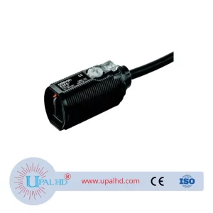 Omron reflective photoelectric switch sensor E3FA-DN13 cylindrical.