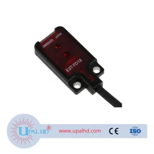 Omron Dongguan Shenzhen Guangzhou spot E3T-FD13 2M reflective photoelectric switch sensor